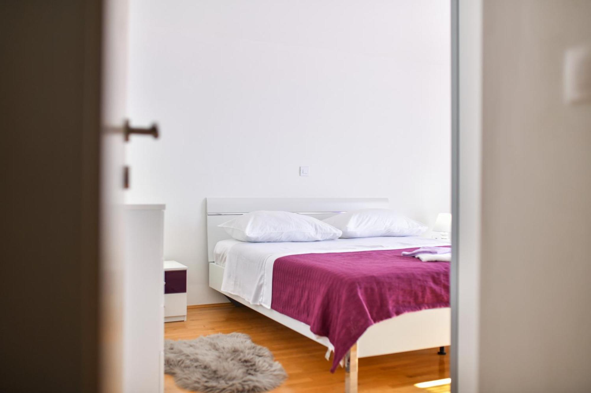 Apartman Novokmet-Crno Hotel Zadar Bagian luar foto