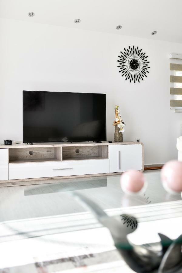 Apartman Novokmet-Crno Hotel Zadar Bagian luar foto