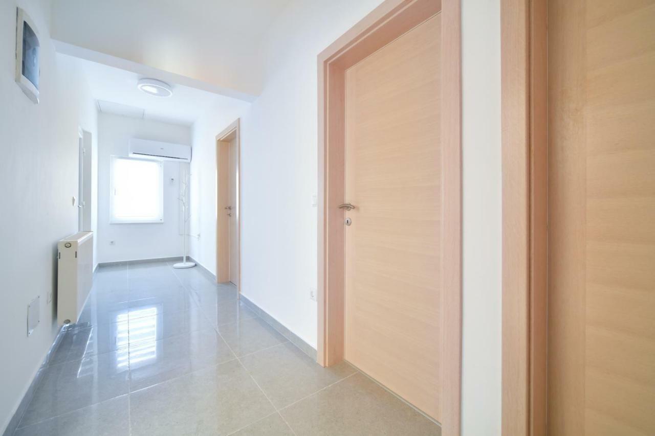 Apartman Novokmet-Crno Hotel Zadar Bagian luar foto